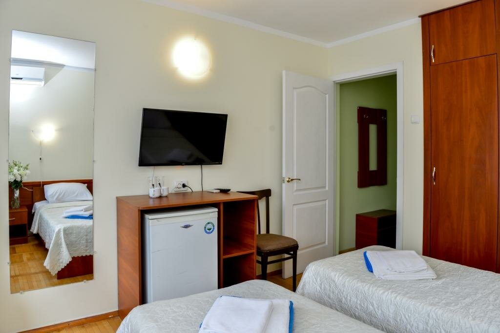 Гостиница Пансионат Нева Алушта-203