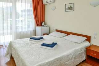 Гостиница Пансионат Нева Алушта Премиум ***-1