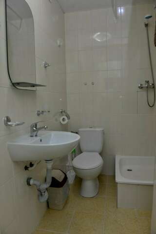 Гостиница Пансионат Нева Алушта Стандарт эконом-3