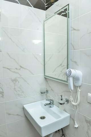 Гостиница Пансионат Нева Алушта Коттедж 3-7