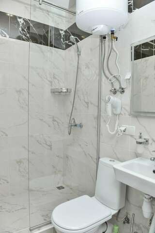 Гостиница Пансионат Нева Алушта Коттедж 3-13