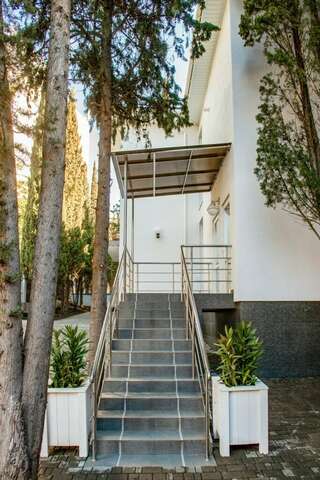 Гостиница Пансионат Нева Алушта Коттедж 1 - 1 этаж-3