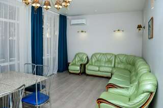 Гостиница Пансионат Нева Алушта Коттедж 3-9