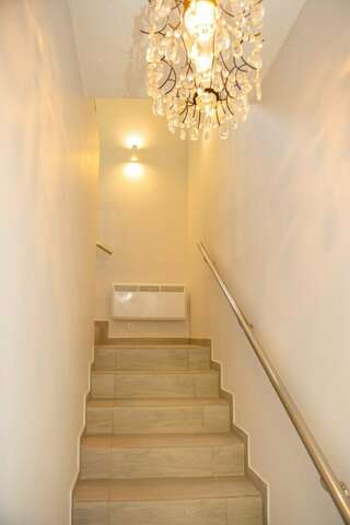 Гостиница Пансионат Нева Алушта Коттедж 1 - 2 этаж-6