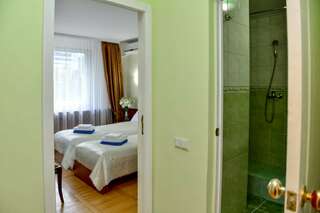 Гостиница Пансионат Нева Алушта Семейный стандарт-5