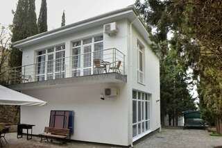 Гостиница Пансионат Нева Алушта Коттедж 2-8