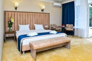 Гостиница Пансионат Нева Алушта Делюкс ***-6